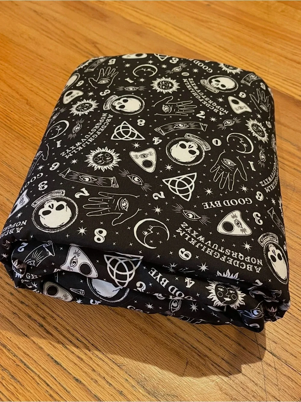 CYNTHIA ROWLEY HALLOWEEN QUIJA SPIRIT BOARD HALLOWEEN BED SHEET SET KING SIZE